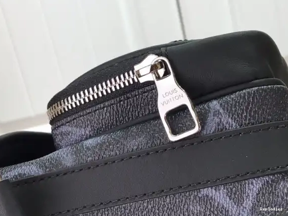 Cheap AMAZON VUITTON NANO MESSENGER LOUIS 0616